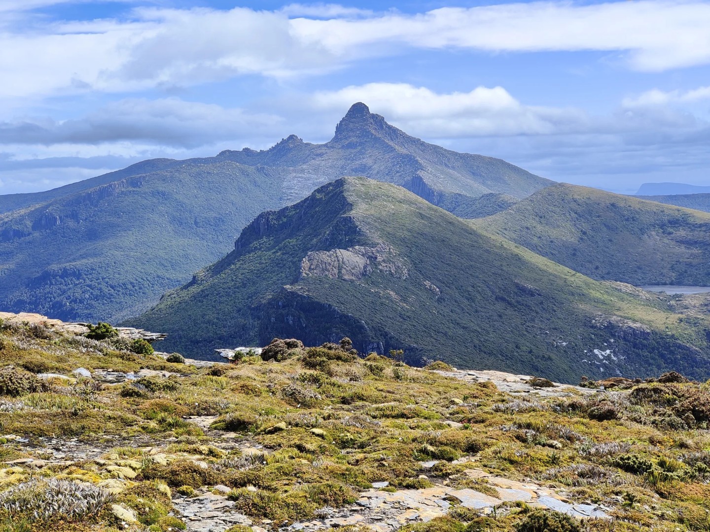 Southern Ranges Traverse, Tasmania [experienced multiday hike]
